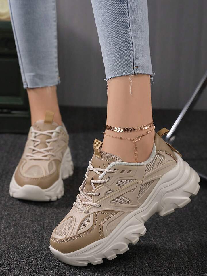 2025 Autumn Ladies' Outdoor Fashionable Casual Comfortable Lightweight Breathable Sneakers With Lace-Up Detail And Chunky Sneakers Design