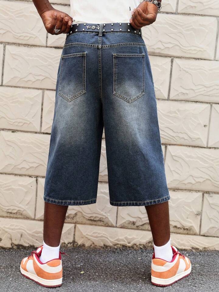 Men Street Life Loose Fit Jeans With Faux Pearl Decor Insert Pockets