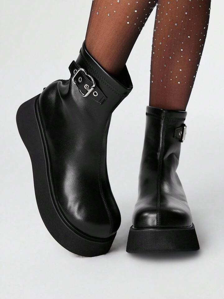 Grunge Punk Women's Casual Chunky Heel Chelsea Ankle Boots, Round Toe Metal Buckle Strap Back Zipper 2.0in Heel Height, Punk British Style Leather Platform Booties, Outdoor Commute Boots