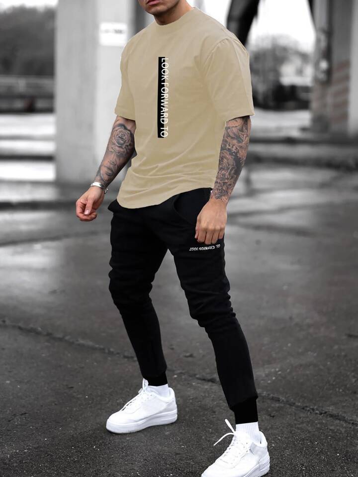 Guys Letter Graphic Tee & Sweatpants