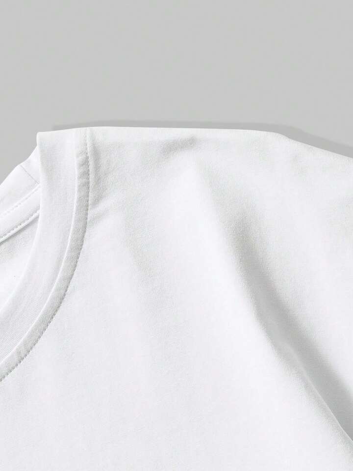 Batman X ROMWE Men's Cartoon Printed Round Neck T-Shirt And Shorts Two-Piece Set, School 5 Batman X ROMWE Men's Cartoon Printed Round Neck T-Shirt And Shorts Two-Piece Set, School