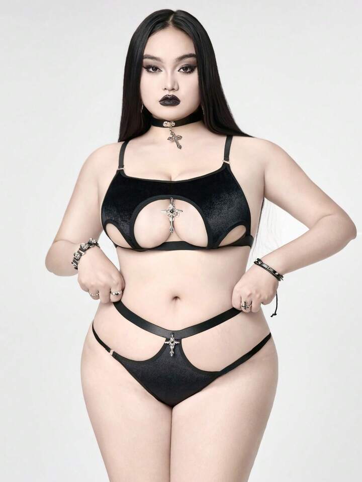 Plus Size Gothic Velvet Cross Lingerie Set, Sexy