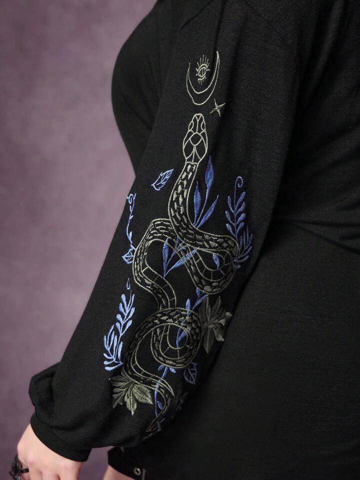 Gothic Snake Skin Floral Embroidery Plus Size Women 2 Pieces Set, Camisole + Outerwear Top 2 Gothic Snake Skin Floral Embroidery Plus Size Women 2 Pieces Set, Camisole + Outerwear Top