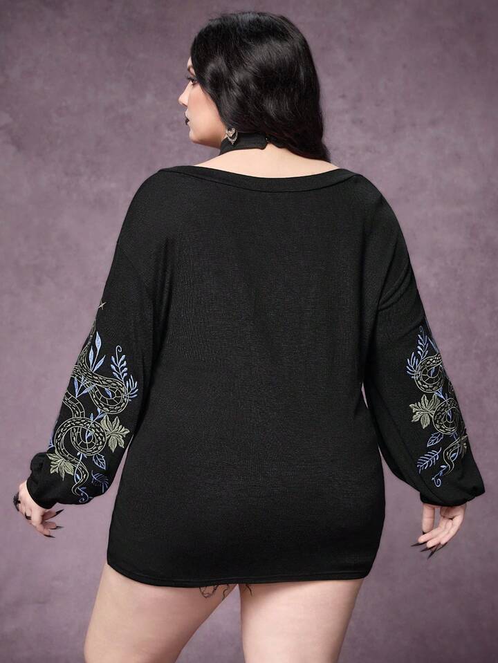 Gothic Snake Skin Floral Embroidery Plus Size Women 2 Pieces Set, Camisole + Outerwear Top 7 Gothic Snake Skin Floral Embroidery Plus Size Women 2 Pieces Set, Camisole + Outerwear Top
