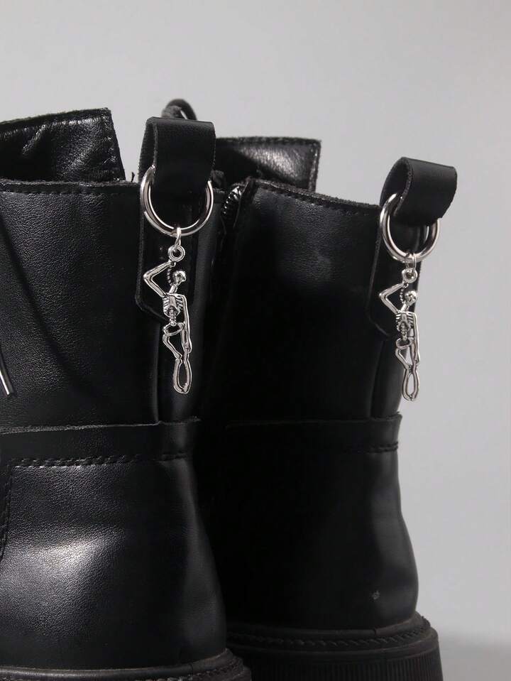 2pcs/Set Gothic Sword Pendant Shoe Decor, Unisex, Halloween