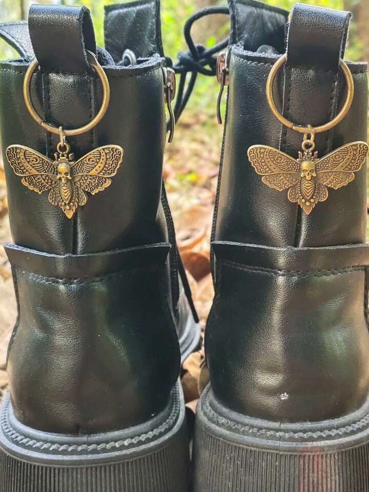 Goth 1pair Moth Shaped Pendant Decoration