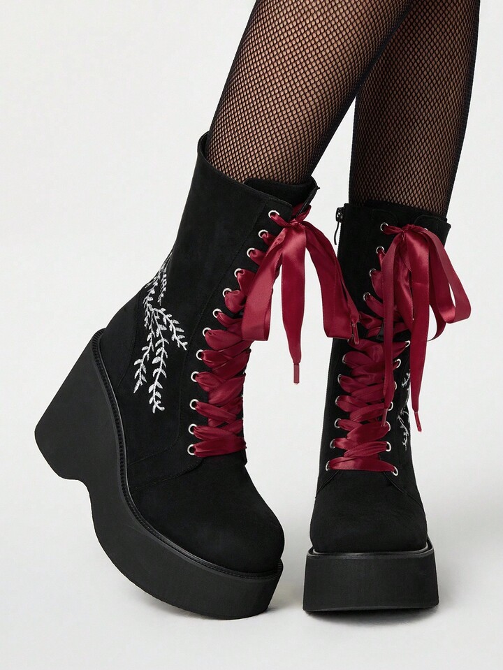 Grunge Punk Women's Fashion Solid Color Suede Platform Mid-Calf Boots, Autumn/Winter Punk Gothic Style White Embroidery Pattern Lace-Up Side Zipper Round Toe Elastic Comfortable High Heel Knight Boots