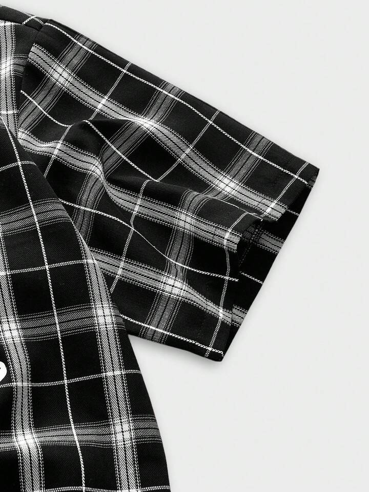 Paul Frank X ROMWE Men's Plaid And Letter Graphic Button Front Summer Short Sleeve Shirt 5 Paul Frank X ROMWE Men's Plaid And Letter Graphic Button Front Summer Short Sleeve Shirt