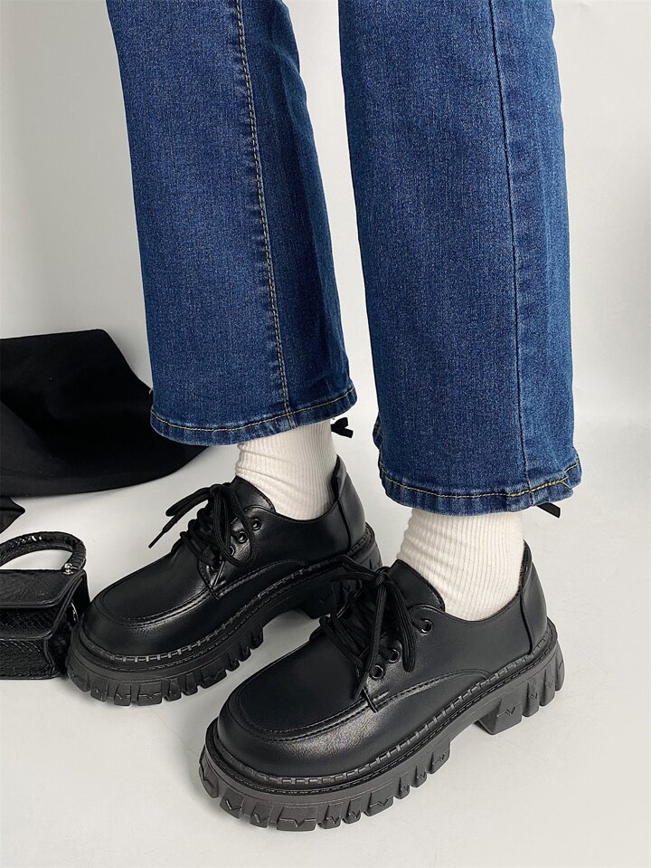 1pc Women Thick-Sole Solid Color Leather Shoes, Fashion School Style Lace-Up Loafers, Comfy Light-Weight Shoes