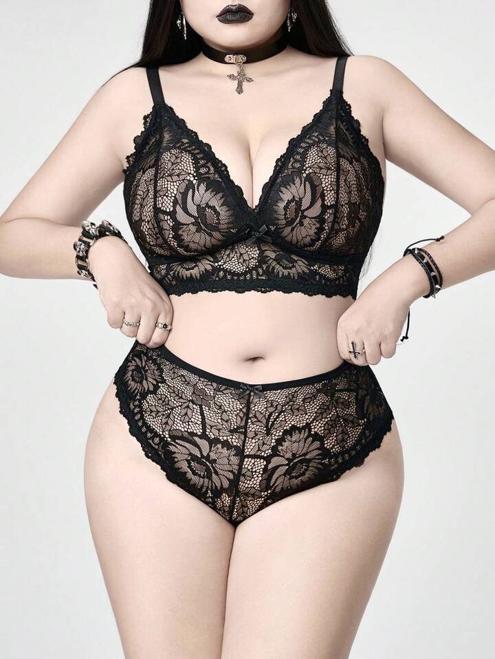 ROMWE Avant Plus Size Fashionable Lace Sheer Metal Butterfly Chain Hollow Out Lingerie Set