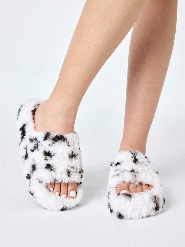 Kawaii Women's Furry Outdoor Slippers, Platform Wedge Heel, Gothic Style, Warm & Comfortable Loafers, Ladies House Slippers