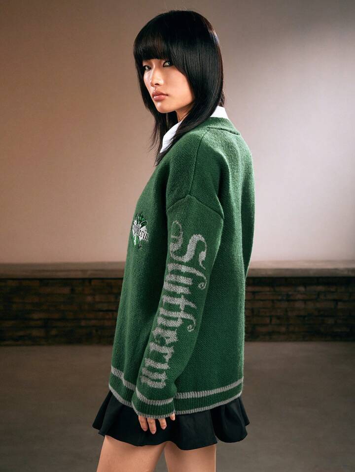Harry Potter | ROMWE Ladies' Slytherin Style Embroidered Letter Badge Drop Shoulder Loose Cardigan Sweater 4 Harry Potter | ROMWE Ladies' Slytherin Style Embroidered Letter Badge Drop Shoulder Loose Cardigan Sweater