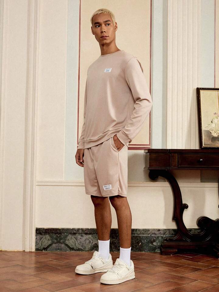 Guys Letter Patched Sweatshirt & Track Shorts