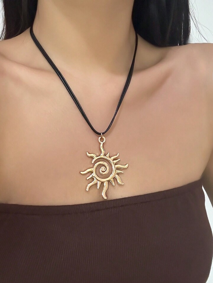 Fairycore 1pc Fashionable Geometric Spiral Sun Pendant Necklace