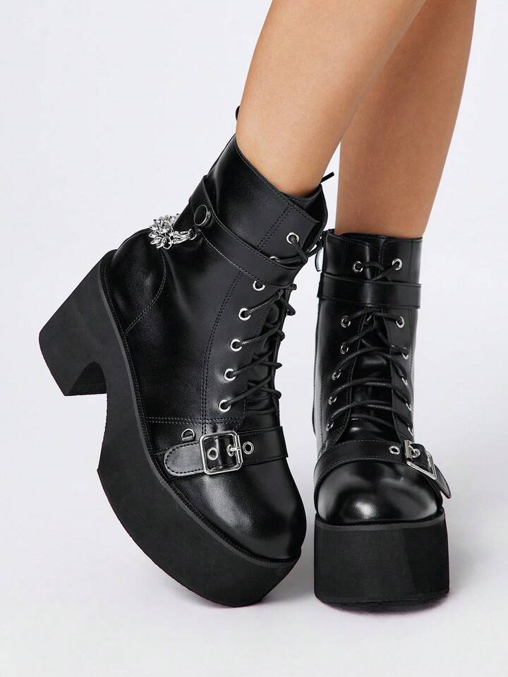 Grunge Punk Women's Gothic Metal Chain Buckle Round Toe Chunky Heel Punk Boots, PU Black High Heel Boots Suitable For Party, Daily Wear, Evening Dress, Height Increasing And Leg Lengthening