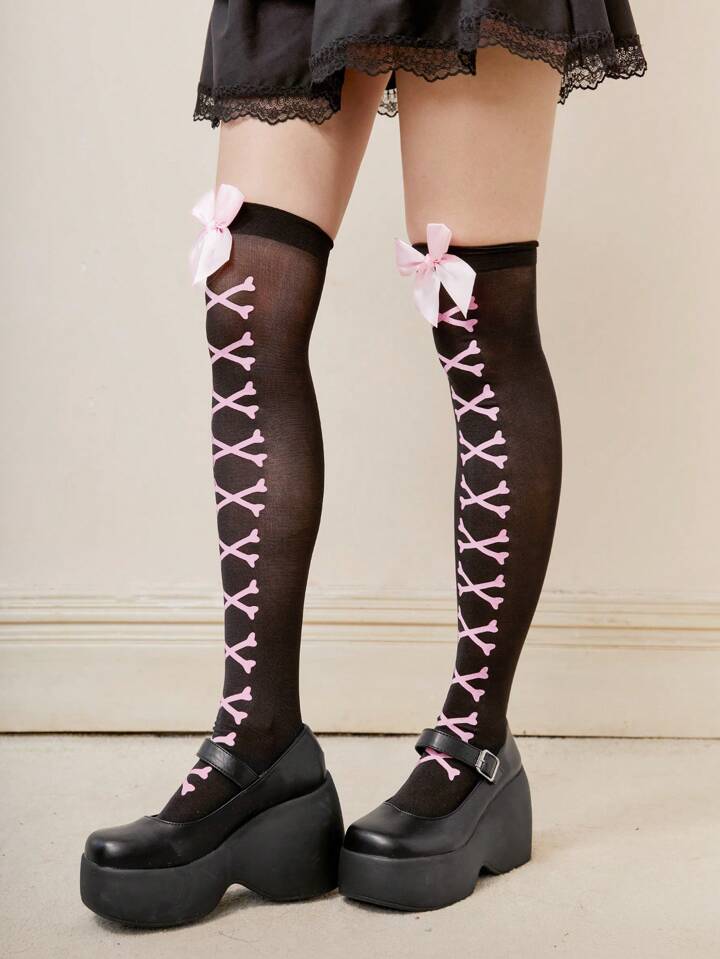 J-Fashion 1pair Women Bone Print Bow Decor Over The Knee Socks