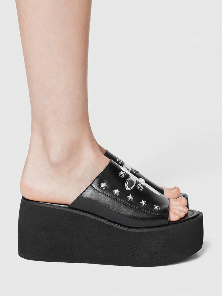 Goth Ladies Buckle Strap Round Toe Platform Wedge High Heel Roman Sandals, PU Material Black Sandals Suitable For Graduation Photos, Casual Wear