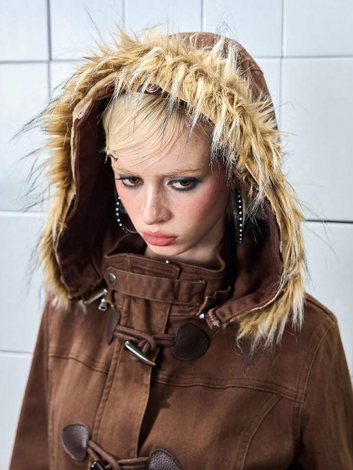 ROMWE Avant Vintage Cowgirl Style Faux Horn Button Frayed Hem Hooded Denim Jacket For Women
