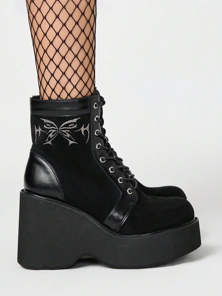 Grunge Punk Women's Lace-Up Thick Sole Ankle Boots, Gothic Punk Style Suede Embroidered Pattern Platform Chunky Heel Boots