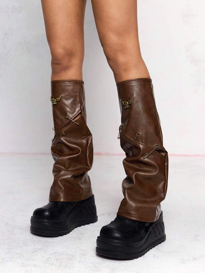 1 Pair Brown Y2K Punk Street Style Goth Chic Vintage Metal Skull Bat Chain Multi-Ring Clip Leg Warmers, Suitable For College, Strolling, Travel, Music Festivals, Etc.