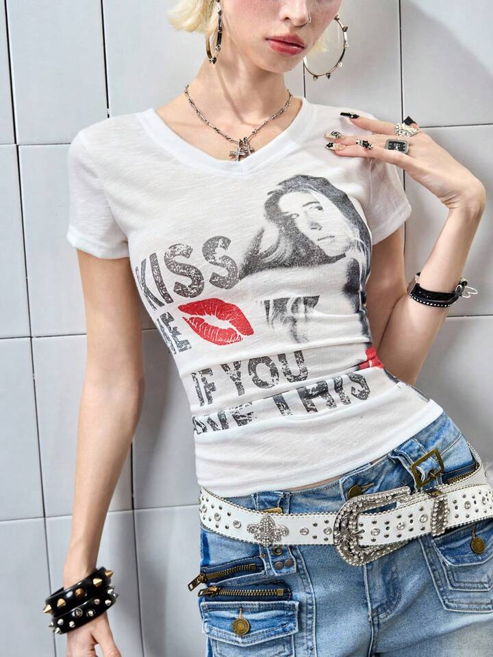 Women's Kpop Christmas & Valentine's Day Slogan V-Neck Fitted T-Shirt