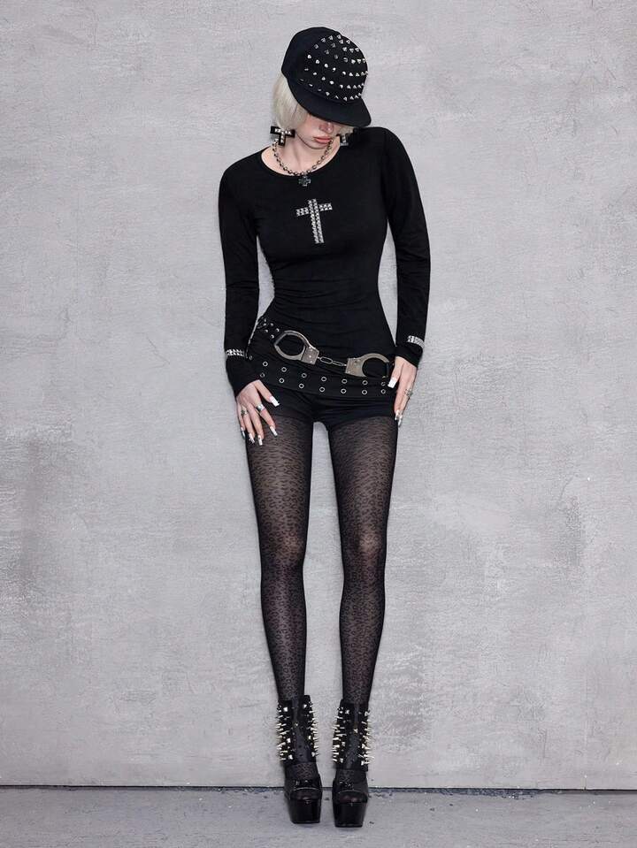 ROMWE Avant Y2K Punk Cross Rivet Design Fitted Long Sleeve Solid Color Versatile Women Kpop T-Shirt 3 ROMWE Avant Y2K Punk Cross Rivet Design Fitted Long Sleeve Solid Color Versatile Women Kpop T-Shirt
