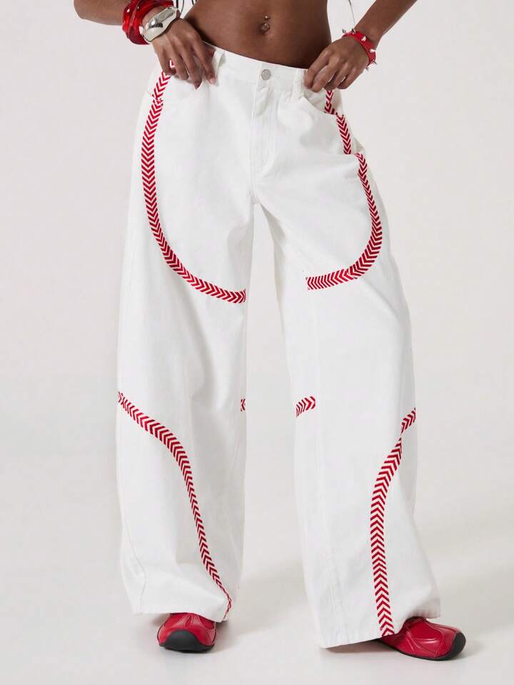 ROMWE Avant Women's Loose Fit Low Waist White Jeans With Red Embroidered Graphic